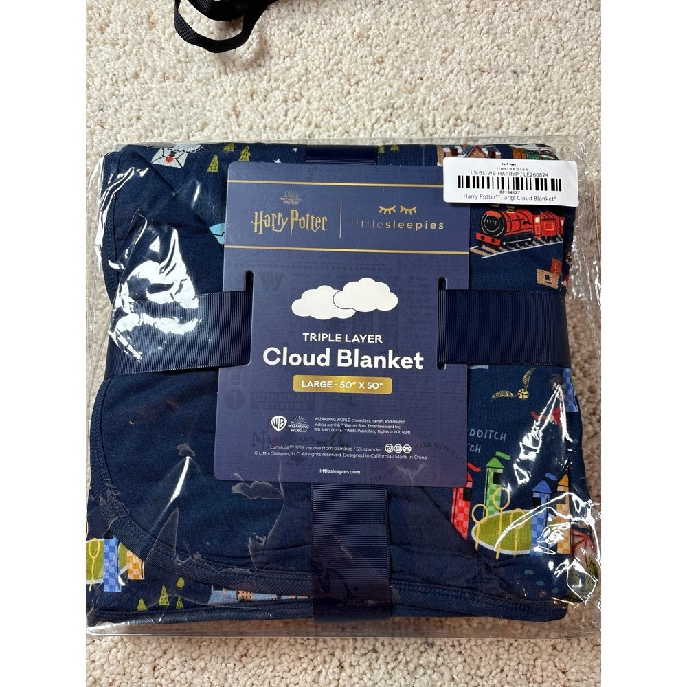 Little Sleepies Evening at Hogwarts Harry Potter Large Cloud Blanket NEW